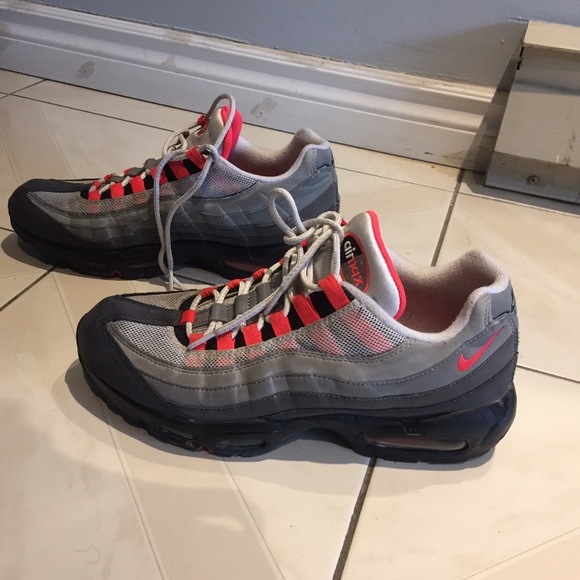 Air Max 95 Solar red - Picture 1 of 4
